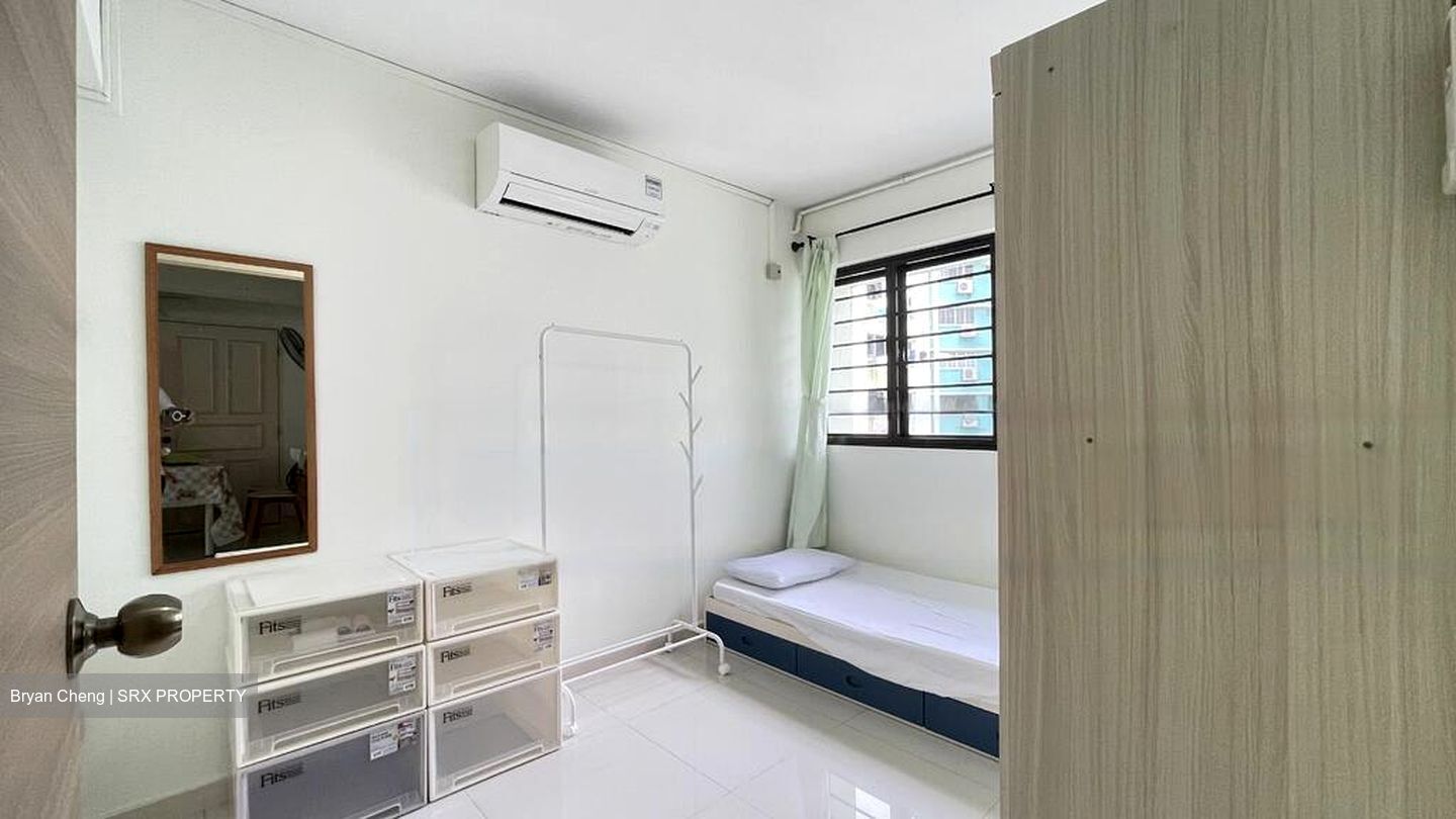 Blk 209 Yishun Palm Spring (Yishun), HDB 5 Rooms #458095601